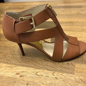 New Michael Kors leather sandals.